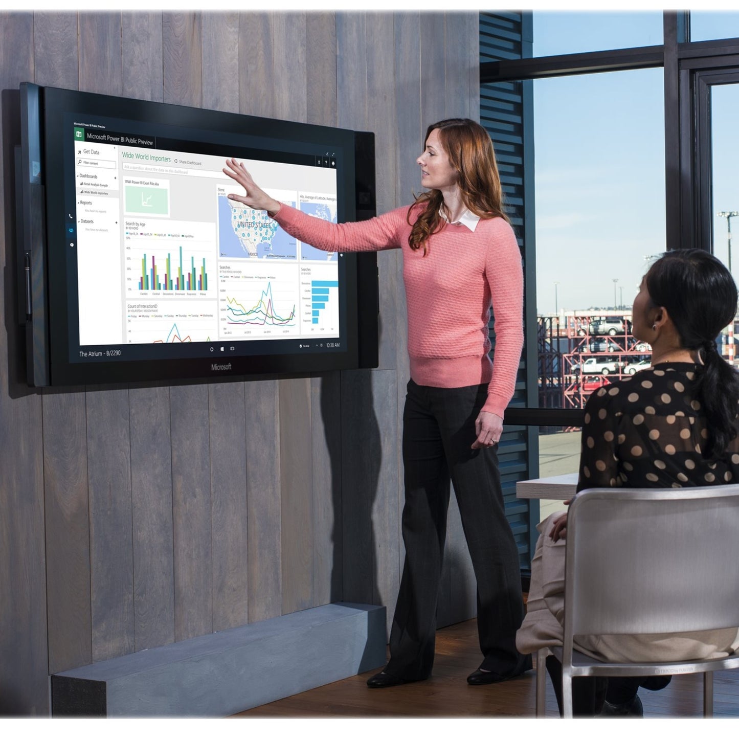 Microsoft Surface Hub v1 55″ | FHD | Interactive Touchscreen | Webcam Speakers